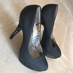 Black Snakeskin Leather Pumps